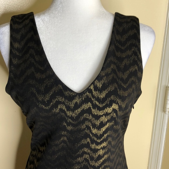 LOVE...ADY BLACK & GOLD DRESS SIZE LARGE - Picture 2 of 7